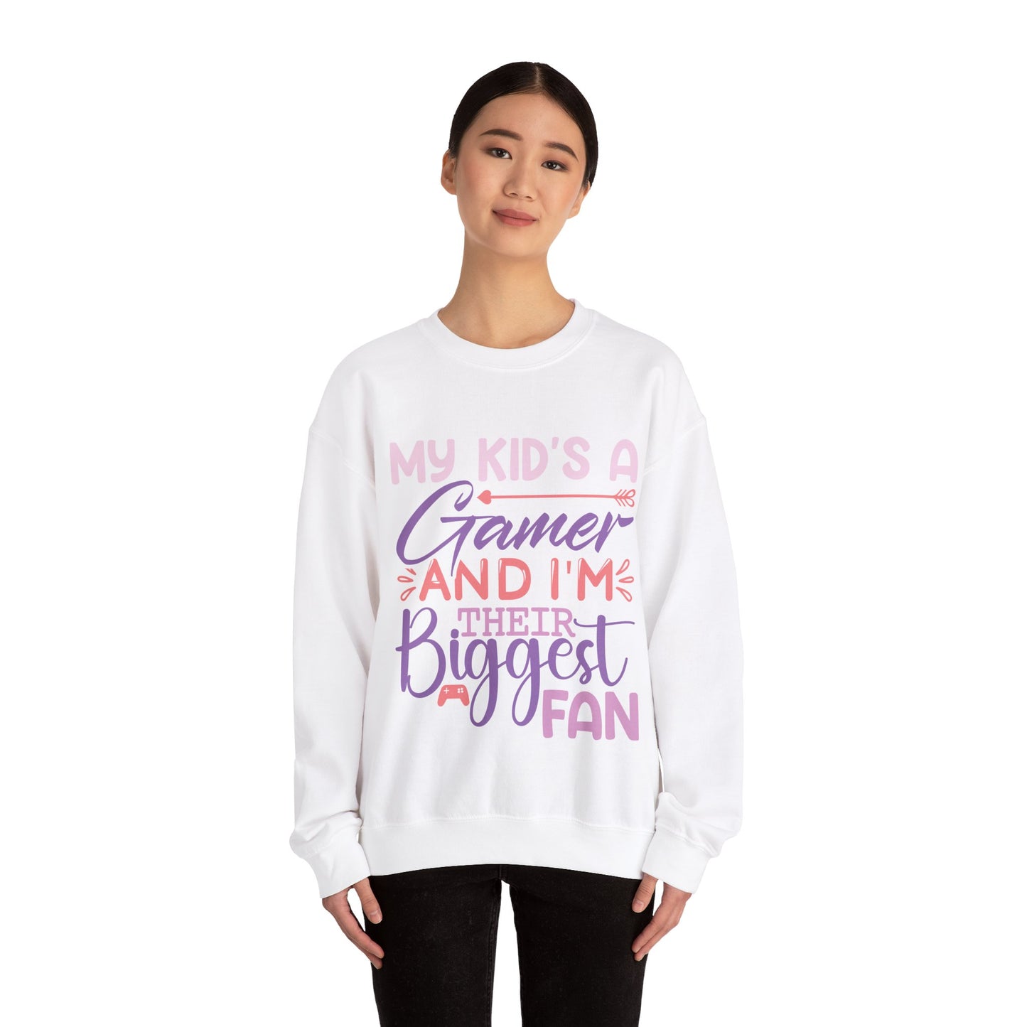 Gamer Mom Esports Champ Crew Neck Sweatshirt for Cheering Gaming Kids in Competetion Tournament Apparel for Video Game Playing Competition Arena E-Gaming E-Sports Events